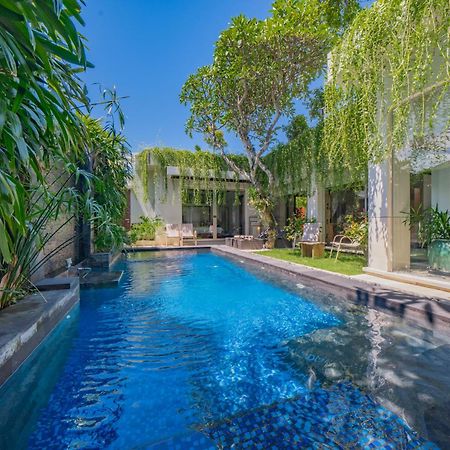 Kedonganan Beach Villas Jimbaran Exterior foto
