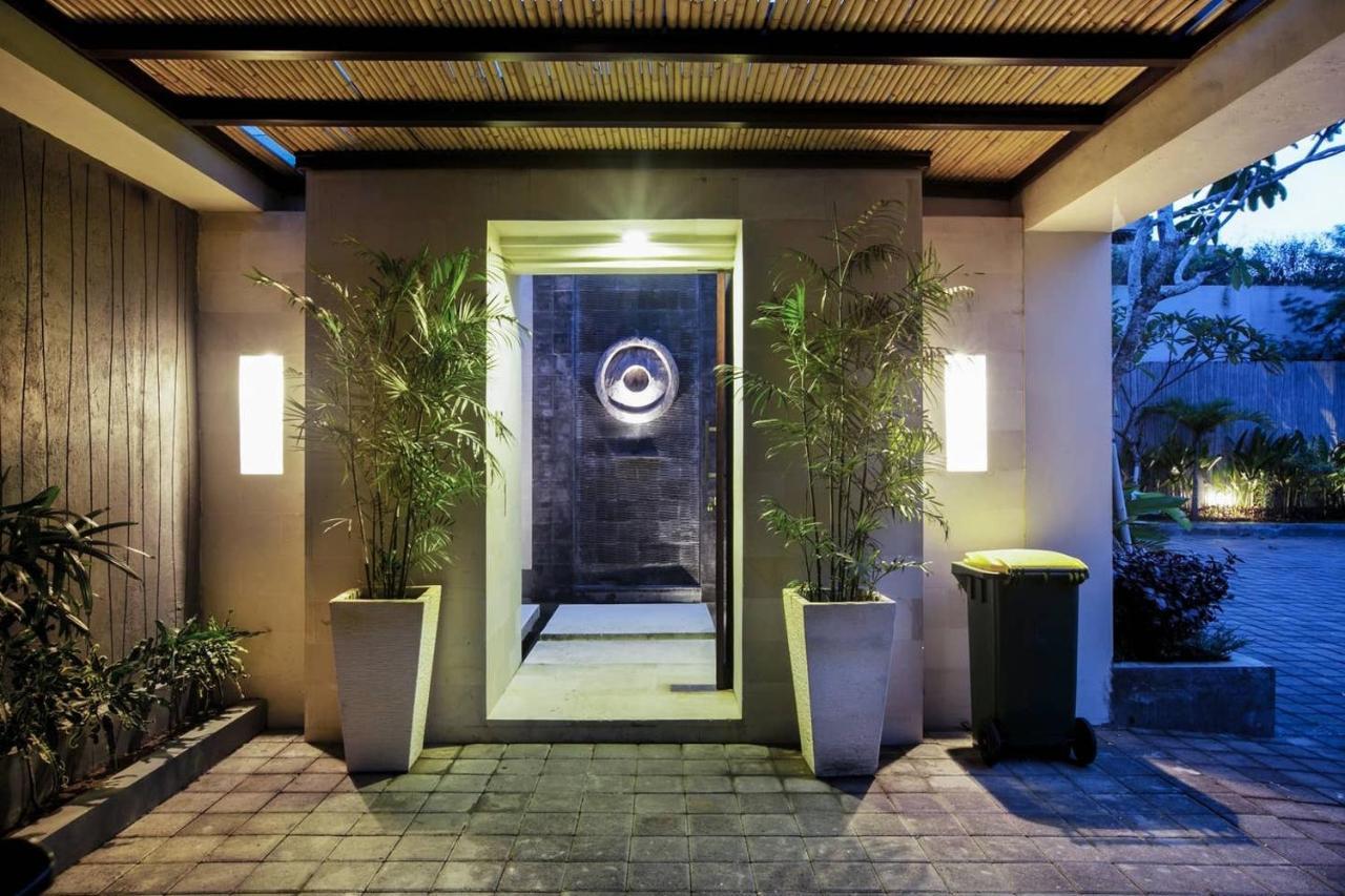 Kedonganan Beach Villas Jimbaran Exterior foto