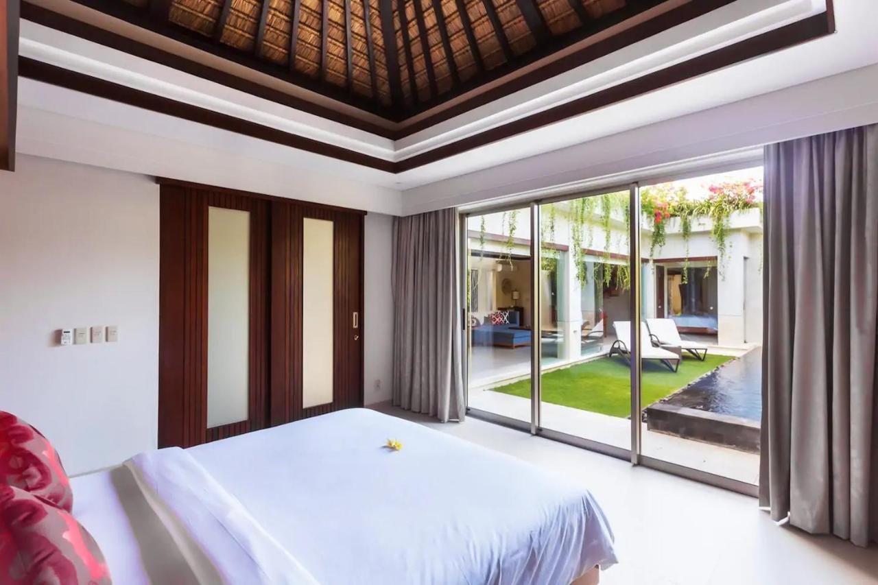 Kedonganan Beach Villas Jimbaran Exterior foto